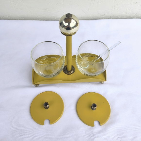 VINTAGE Mustard Yellow & Brass Retro Condiment Holder - Picture 6 of 14